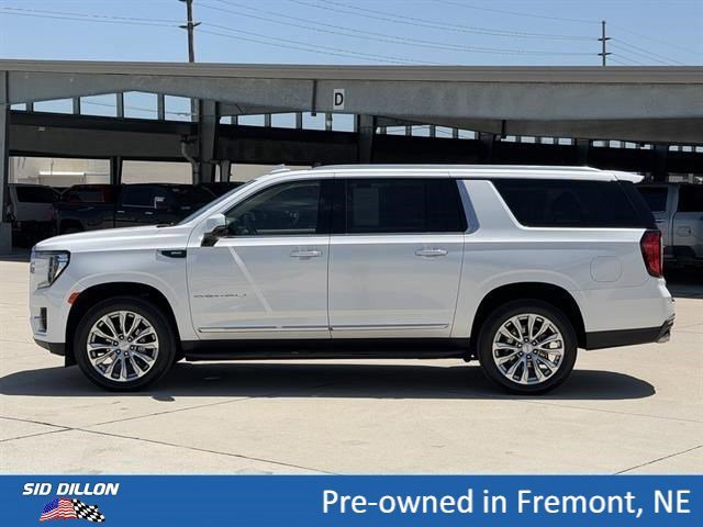 Used 2024 White Frost Tricoat GMC Denali image 9