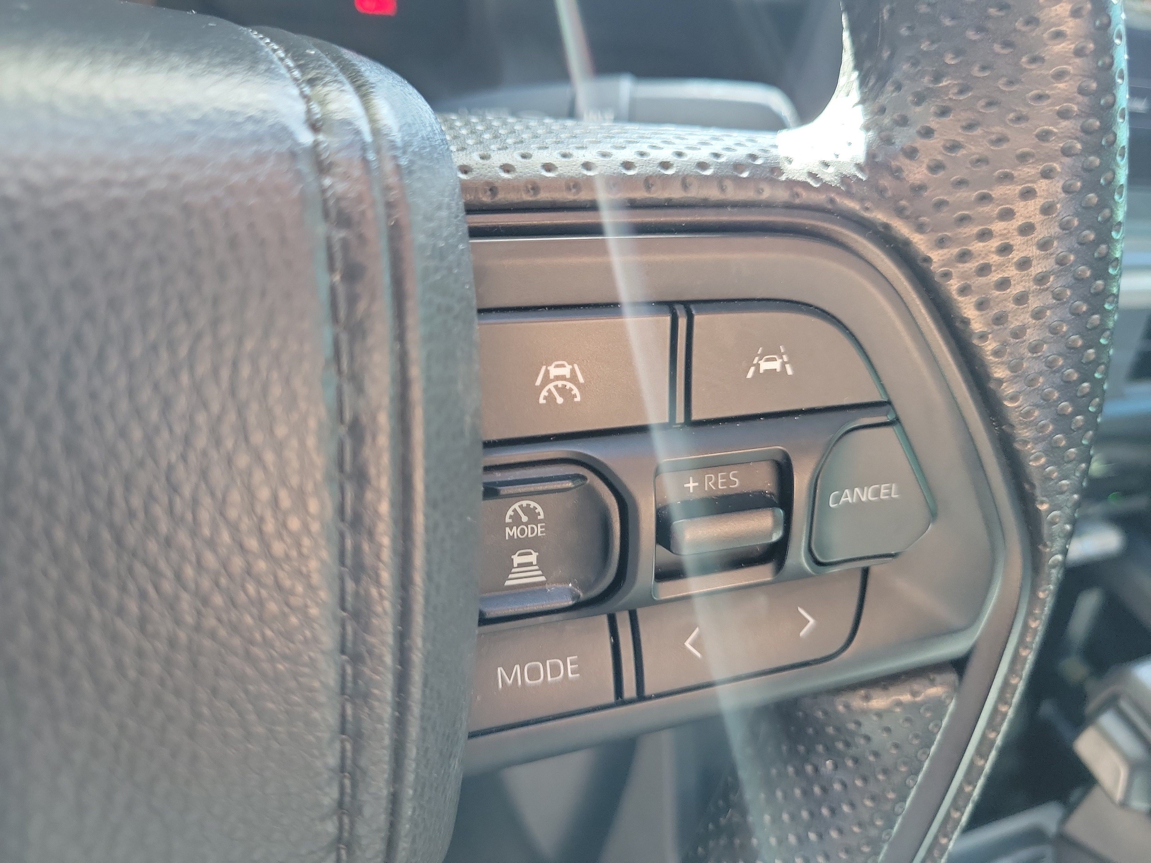 Used 2025 Underground Toyota SR5 image 28