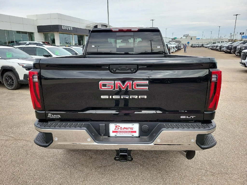 2026 GMC Sierra 2500HD SLT - Photo 9