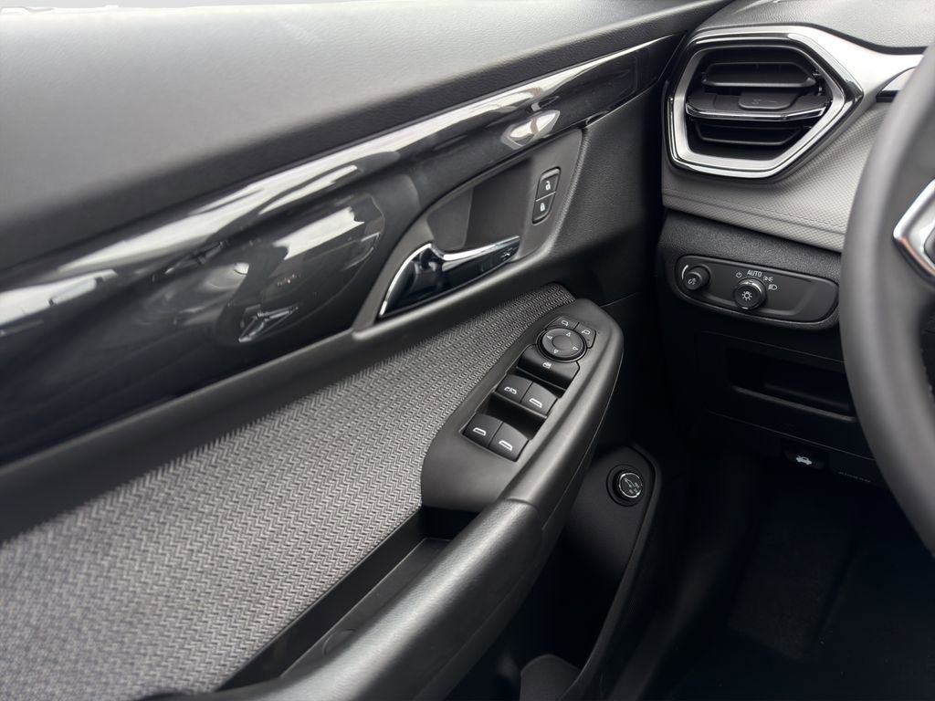 New 2026 Summit White Chevrolet LT image 12