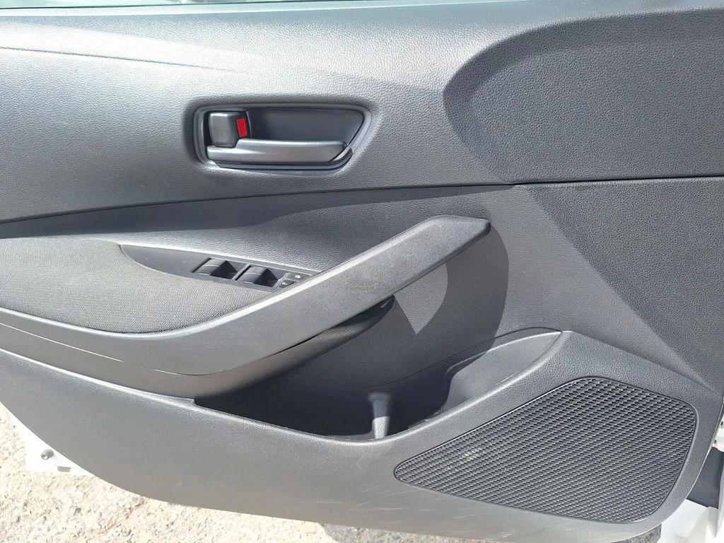 2024 Toyota Corolla LE - Photo 20