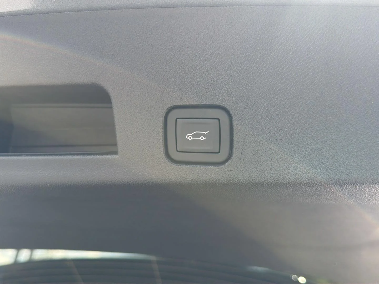 New 2026 Sterling Gray Metallic Chevrolet FWD LT image 34