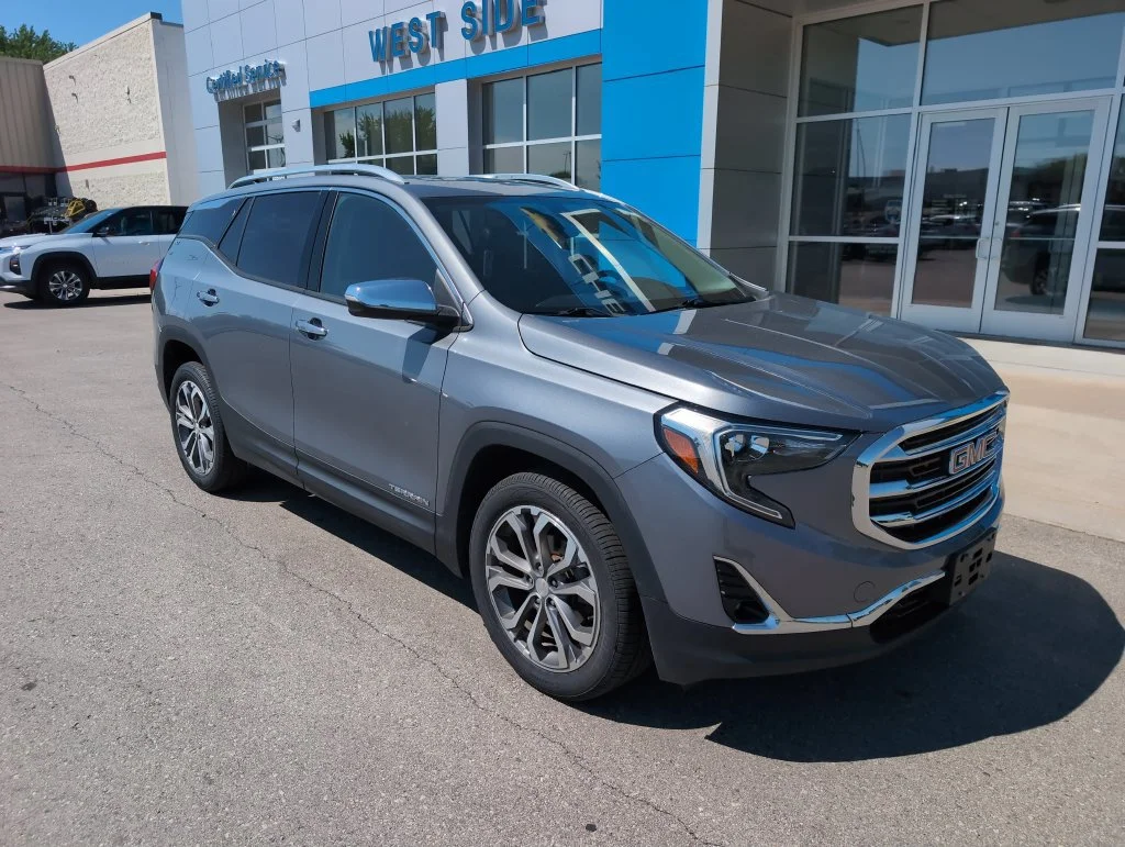 Used 2020 GMC Terrain SLT with VIN 3GKALVEV1LL213340 for sale in Berlin, WI