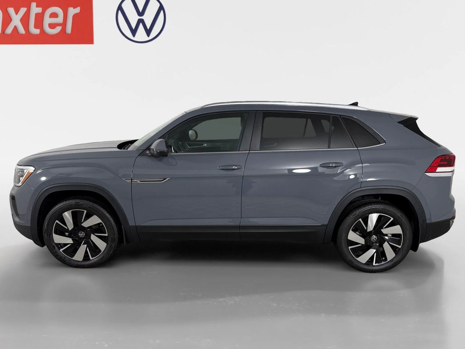 New 2026 Pure Gray Volkswagen 2.0T SE w/Technology image 4