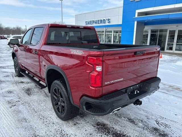 Used 2025 Red Chevrolet LT Trail Boss image 5