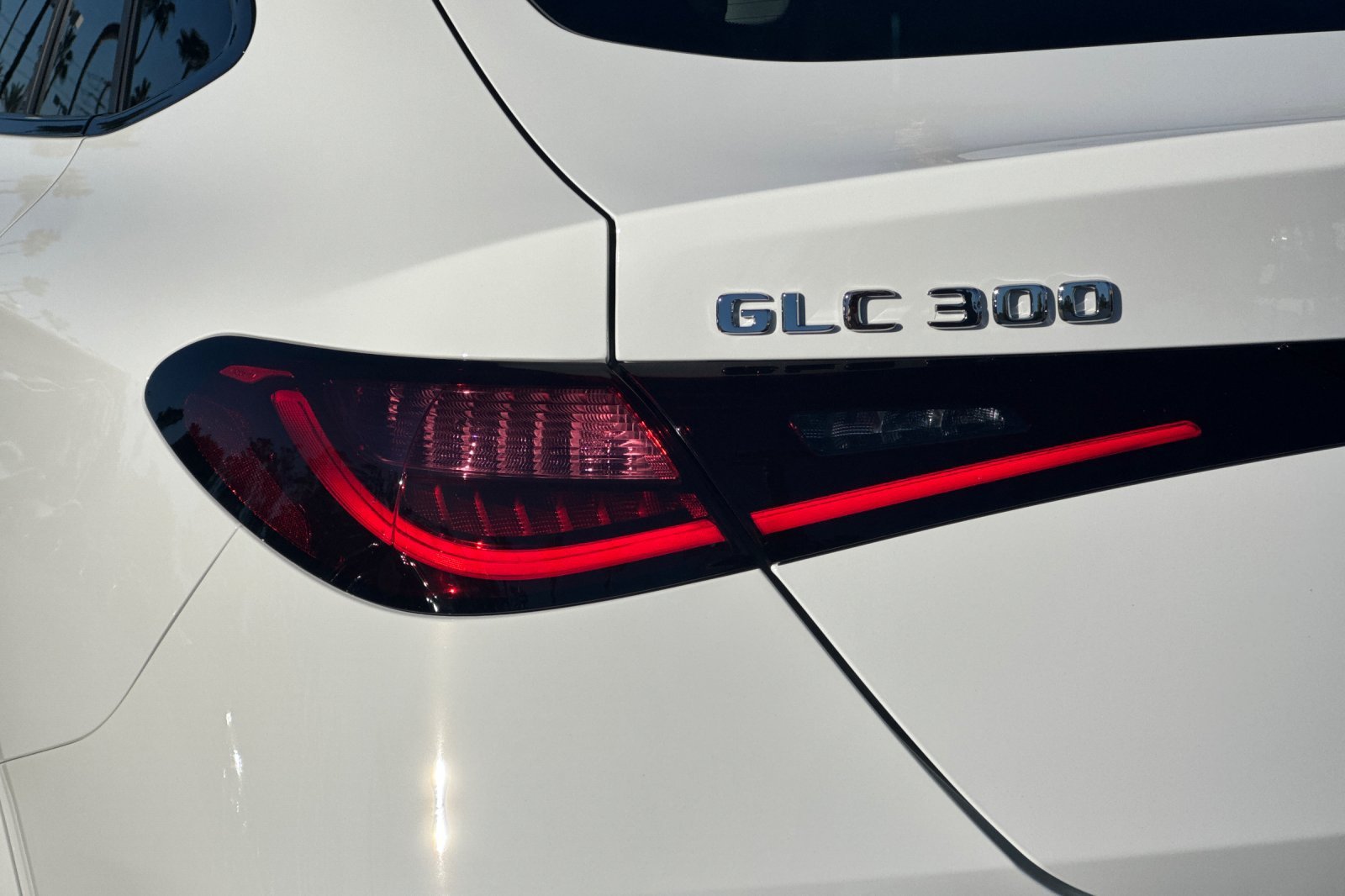 New 2027 Polar White Mercedes-Benz GLC 300 Coupe image 15
