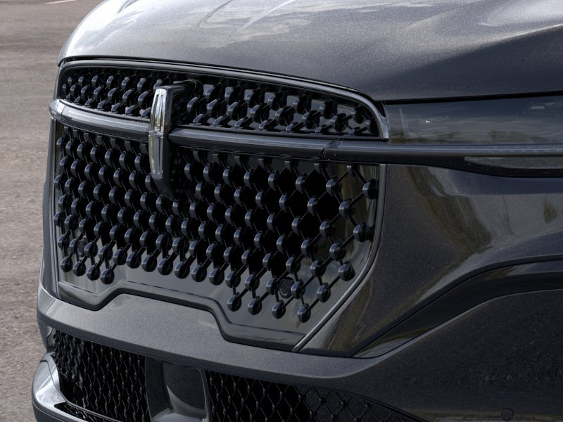 New 2026 Infinite Black Metallic Clearcoat Lincoln Premiere image 30