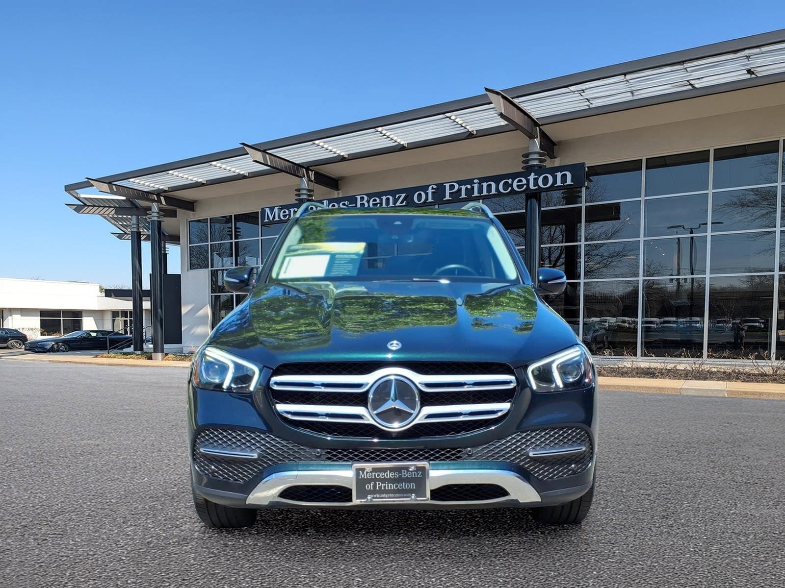 Certified Used 2023 Emerald Green Metallic Mercedes-Benz GLE 350 4MATIC® SUV image 8