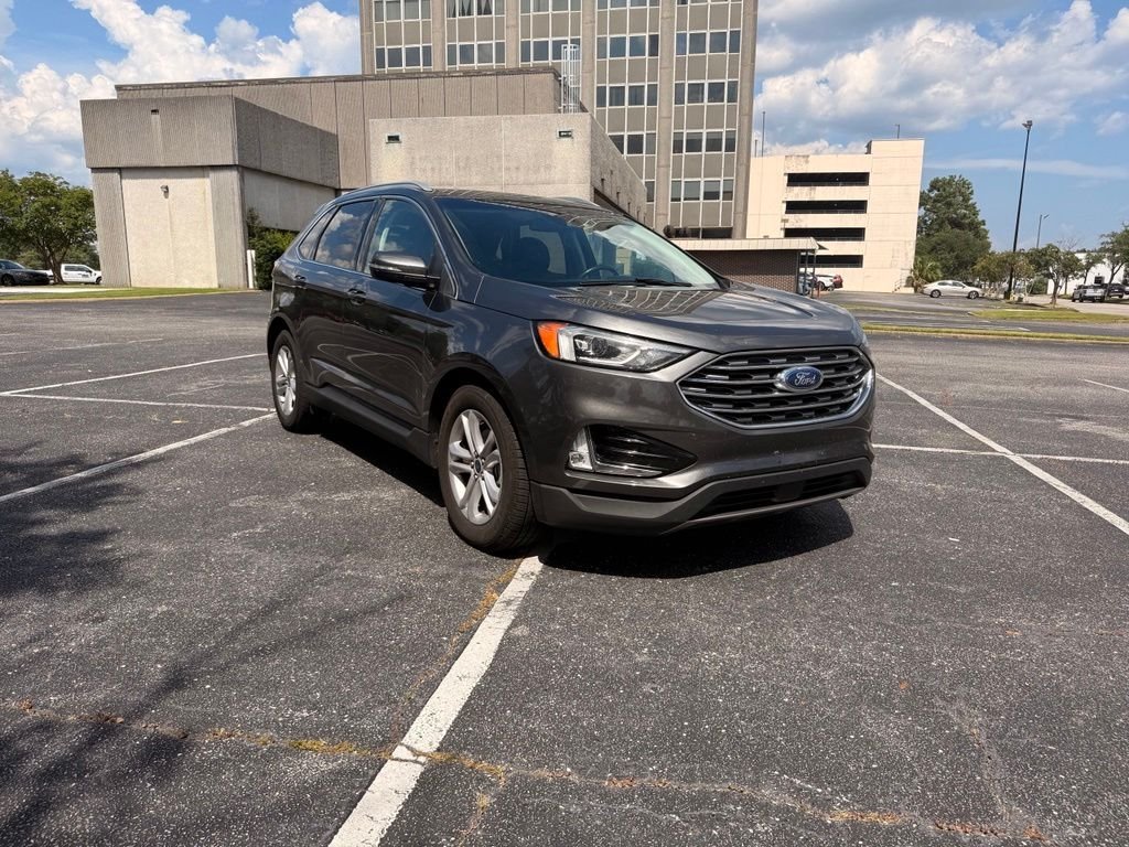 Used 2019 Gray Ford SEL image 3