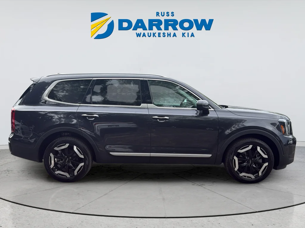 Certified Used 2025 Gray Kia S image 6