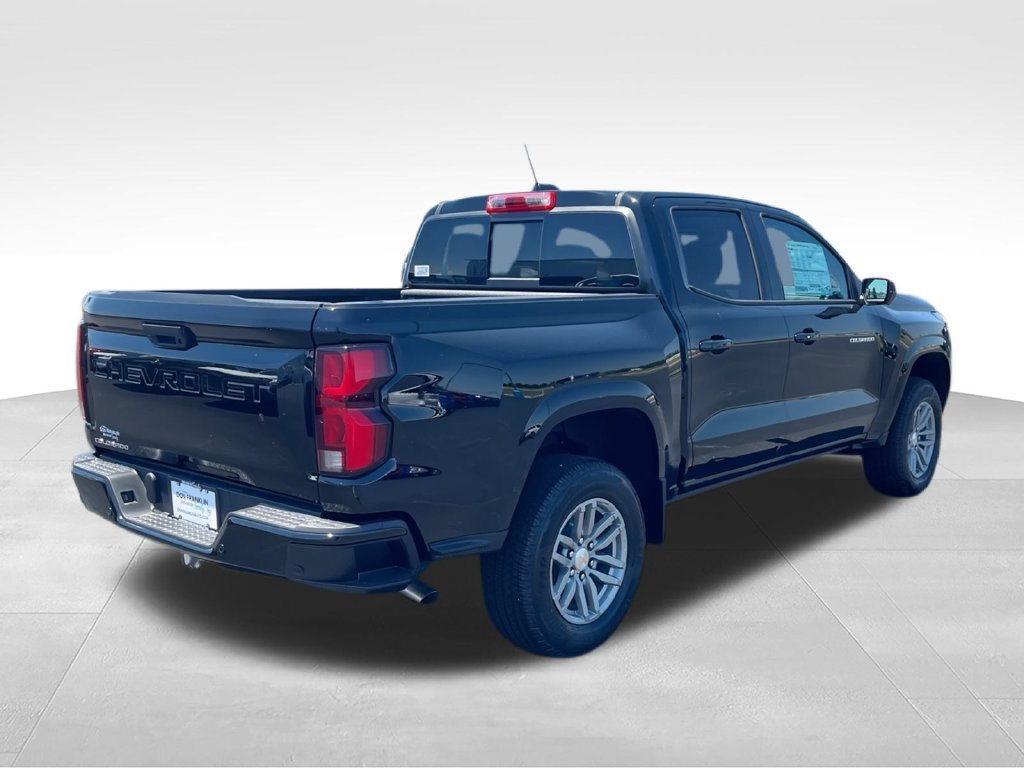 2026 Chevrolet Colorado LT - Photo 8