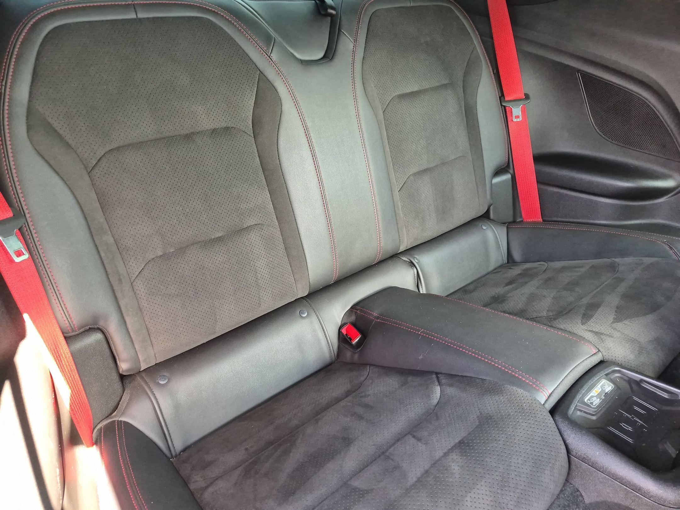 Used 2018 Summit White Chevrolet ZL1 image 28