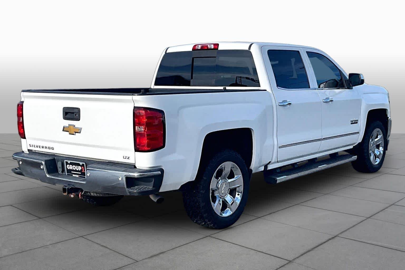 Used 2018 Summit White Chevrolet LTZ image 13