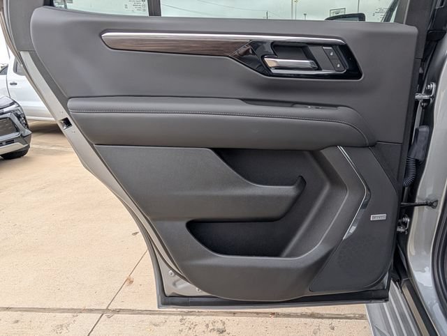 New 2026 Sterling Gray Metallic Chevrolet LT image 9