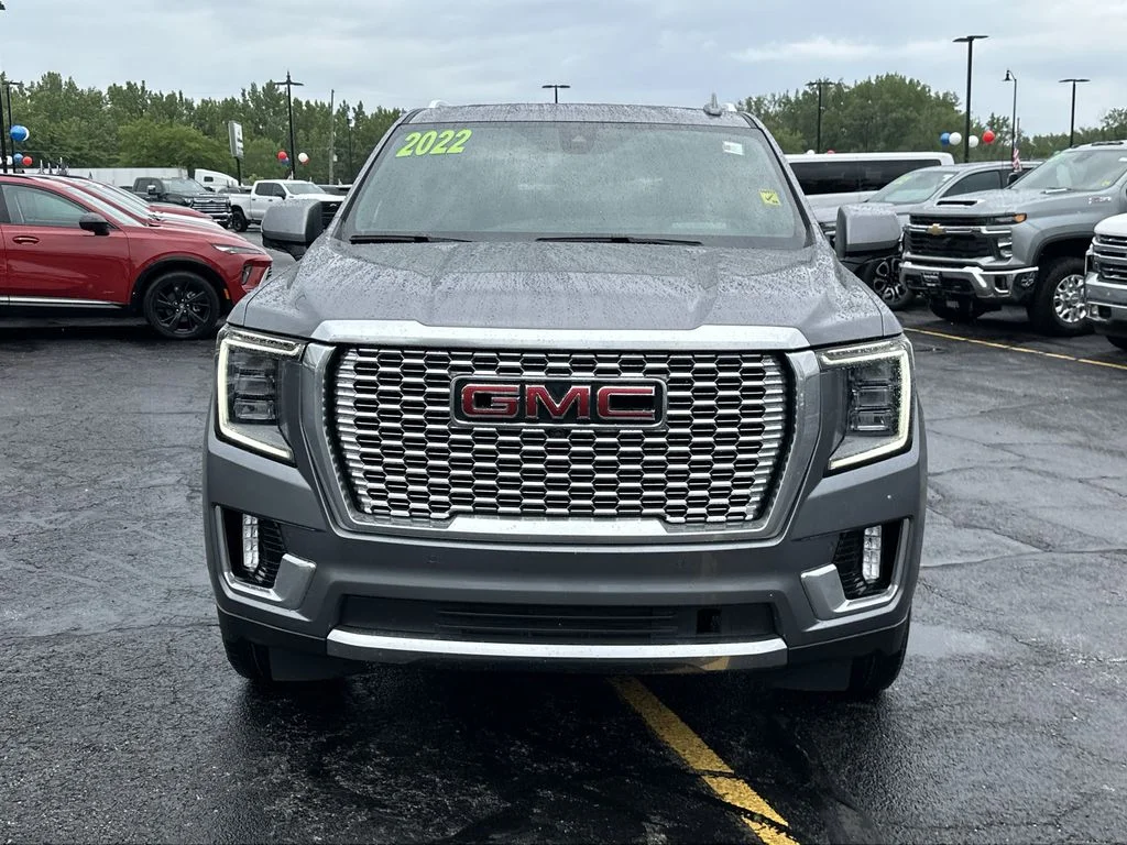 Used 2022 Gray GMC Denali image 3