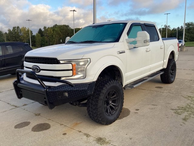 Used 2018 Oxford White Ford Lariat image 3