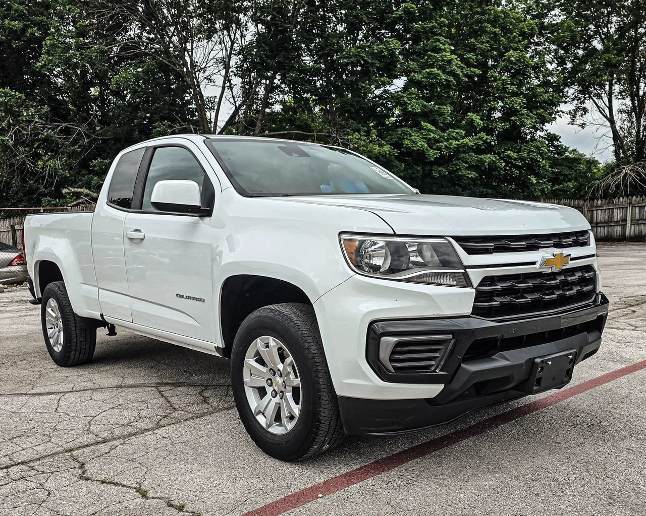 Used 2022 Summit White Chevrolet LT image 1