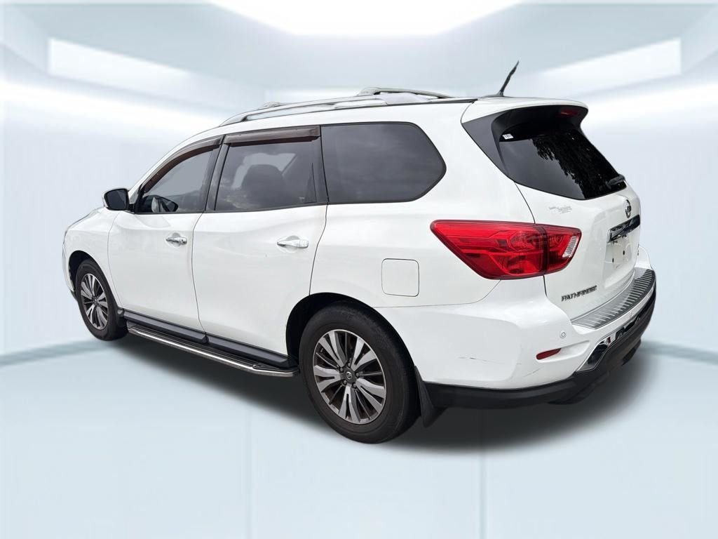 Used 2017 Glacier White Nissan SV image 6