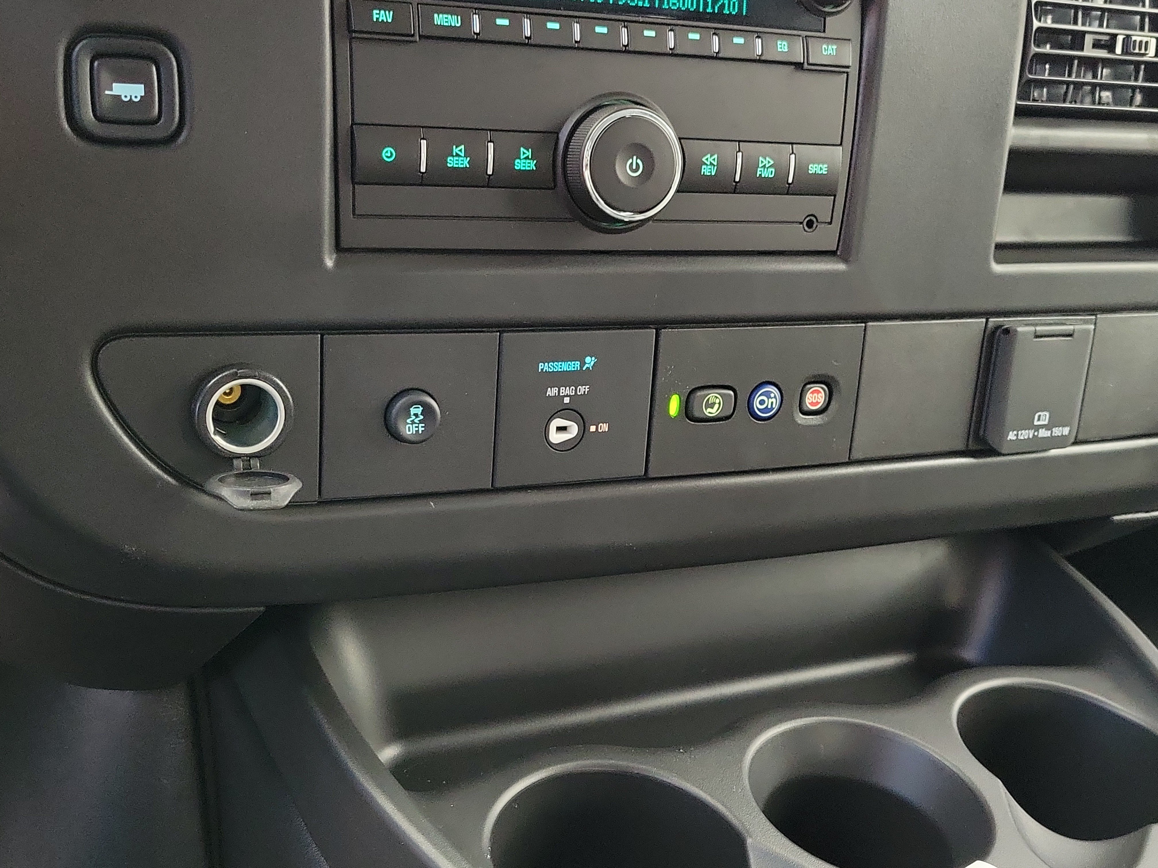 2025 Chevrolet Express Cargo Work Van - Photo 27