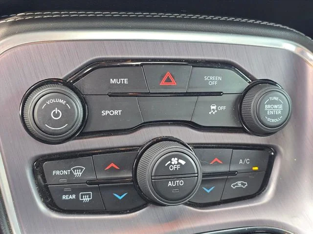 Used 2017 Red Dodge SXT image 22