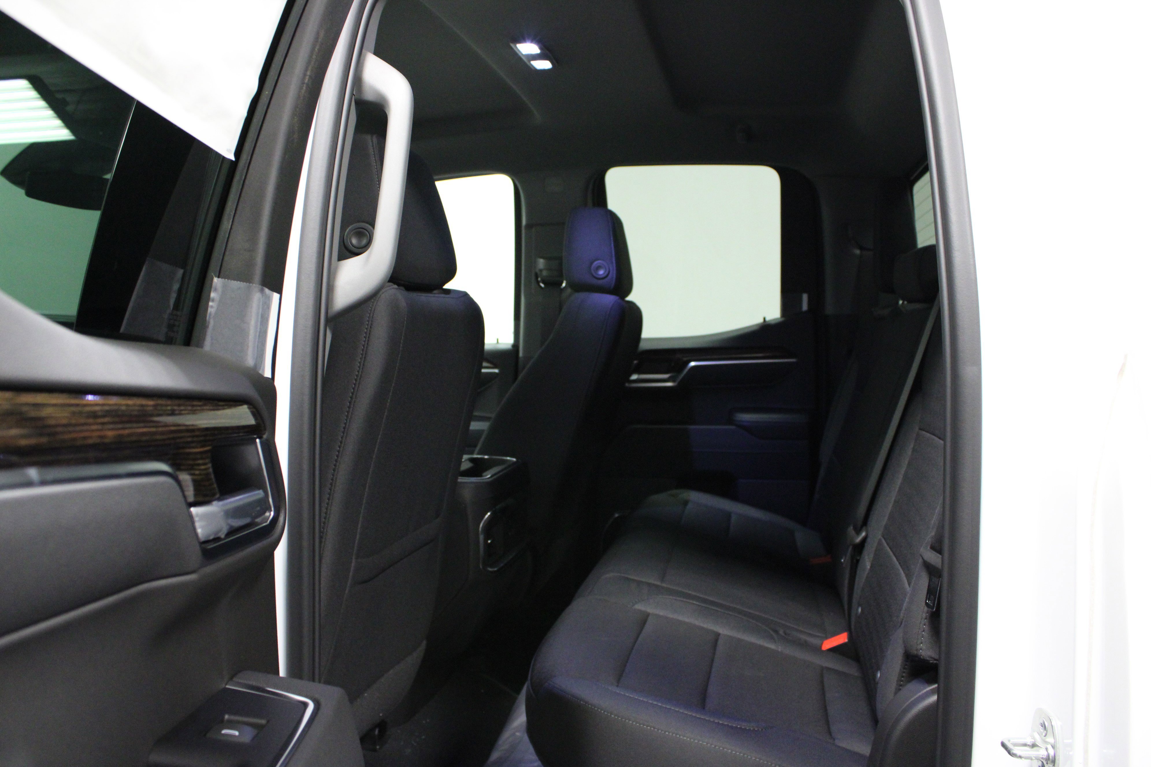 2025 GMC Sierra 1500 Elevation - Photo 12