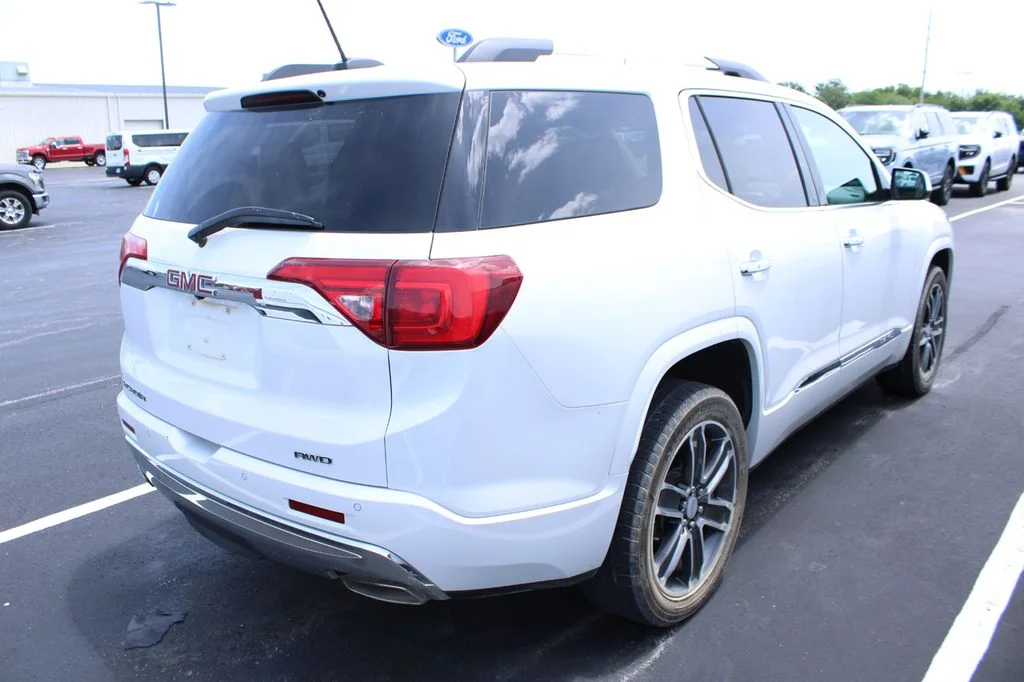 Used 2019 White Frost Tri-Coat GMC Denali image 5