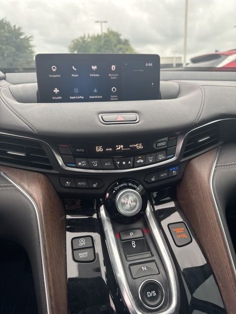Used 2021  Acura Advance image 2