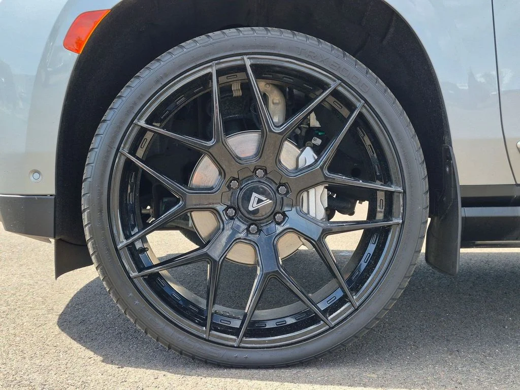 Used 2024 Sterling Metallic GMC Denali image 29