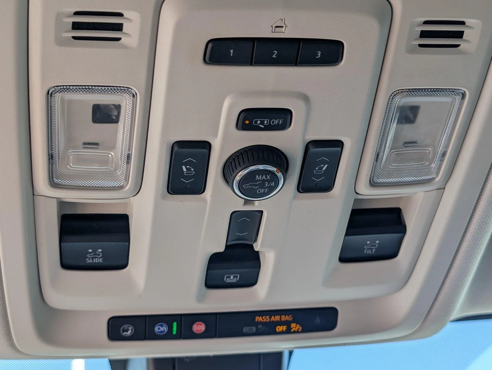 Used 2021 PEARL BEIGE METALLIC GMC Denali image 22