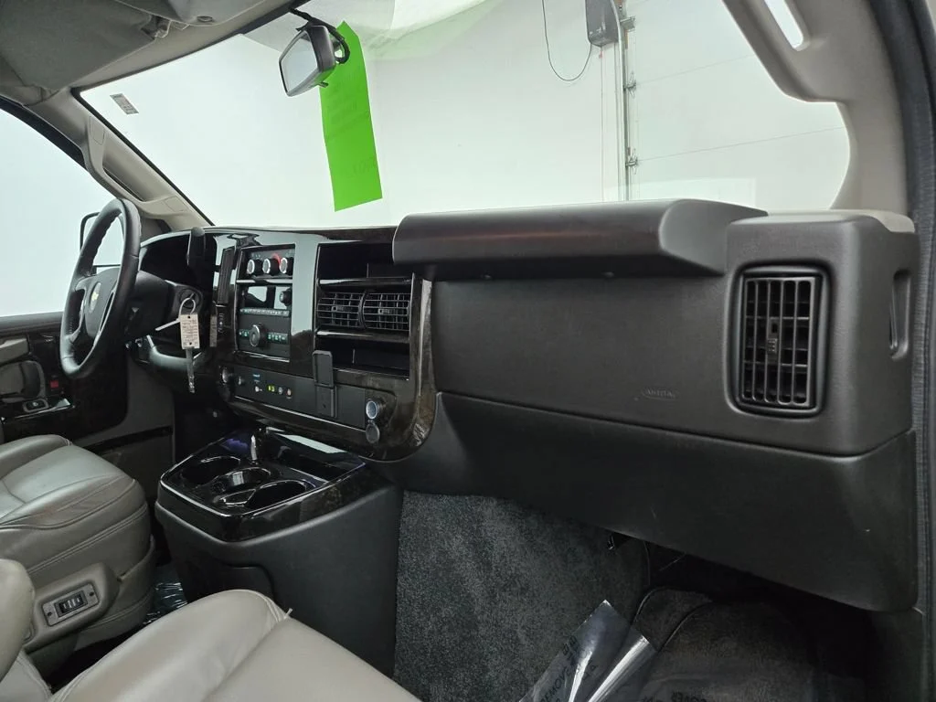 Used 2023 Special Exterior Color Chevrolet WT image 42