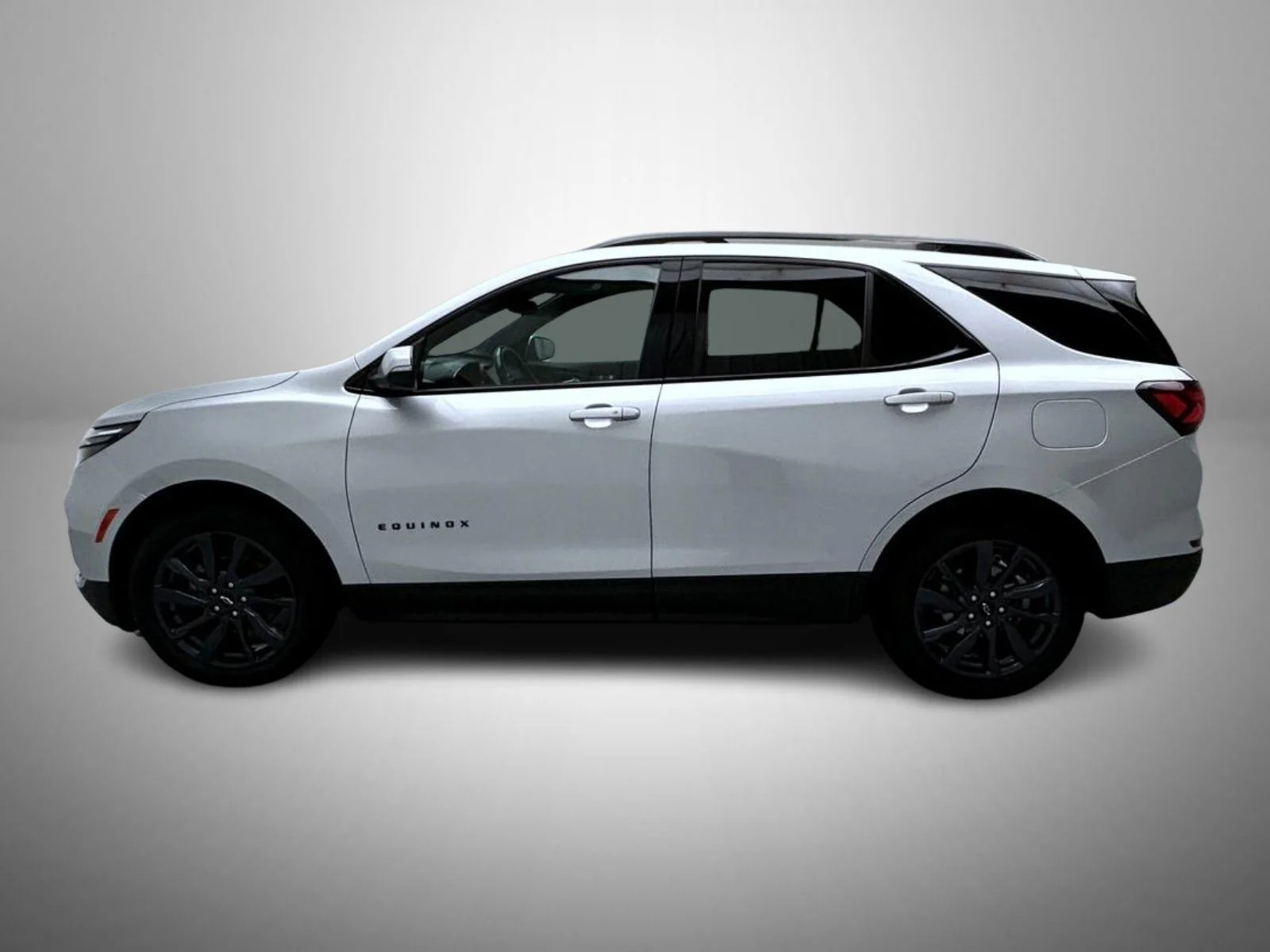 Used 2022 Silver Chevrolet RS image 8
