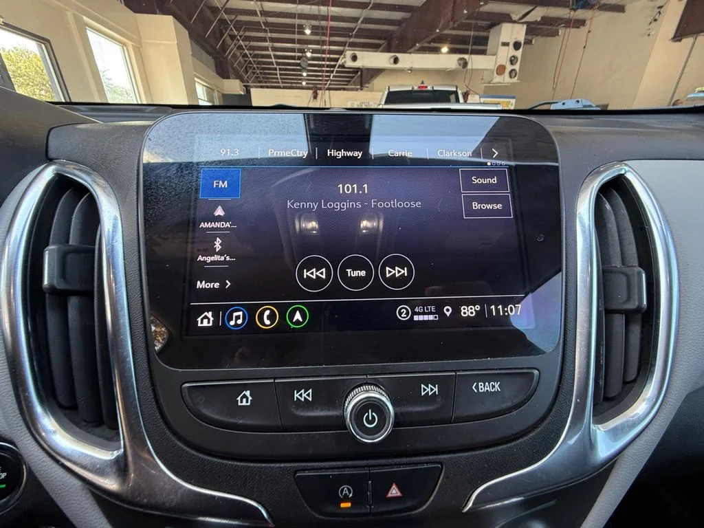 Used 2022 Gray Chevrolet LT image 21