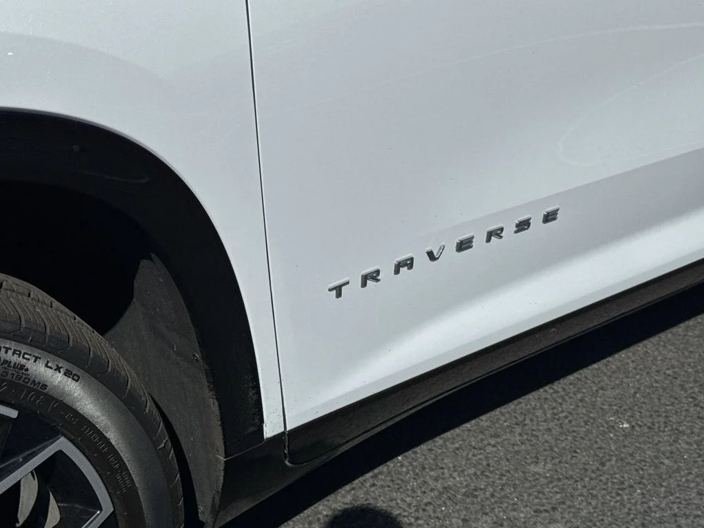 Used 2026 White Chevrolet High Country image 33