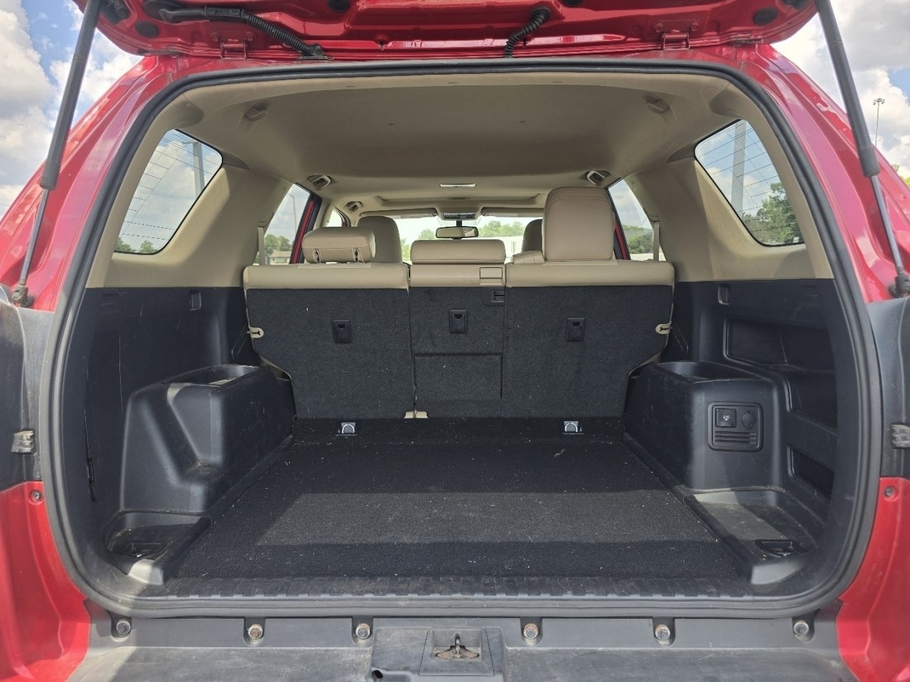 Used 2015 Red Toyota SR5 Premium image 18