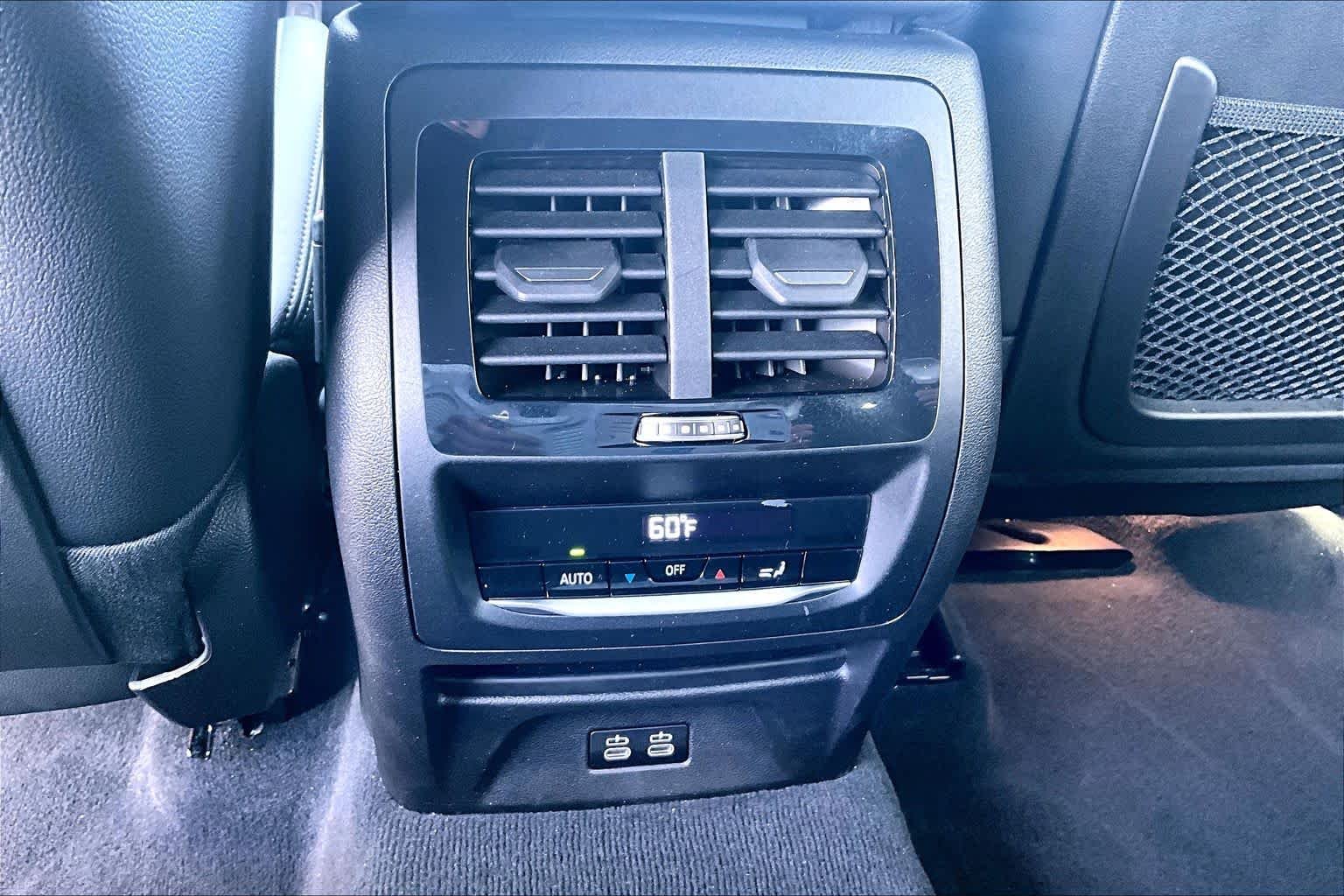 2025 BMW X4 30i - Photo 38