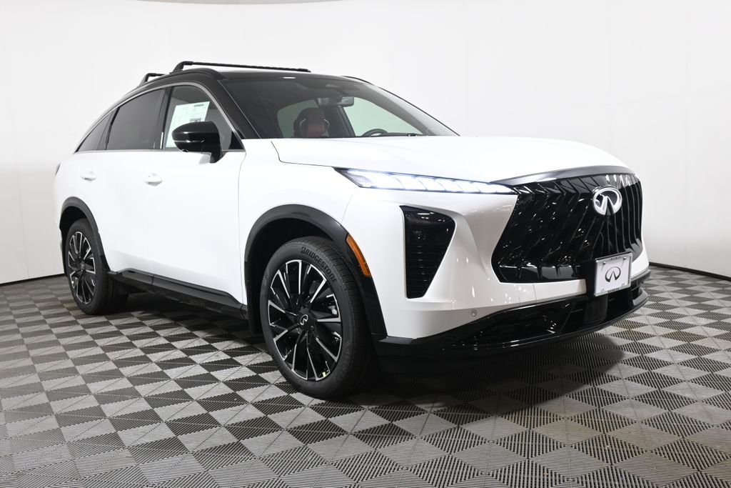 New 2027 2T RAD WHT INFINITI Autograph AWD image 9