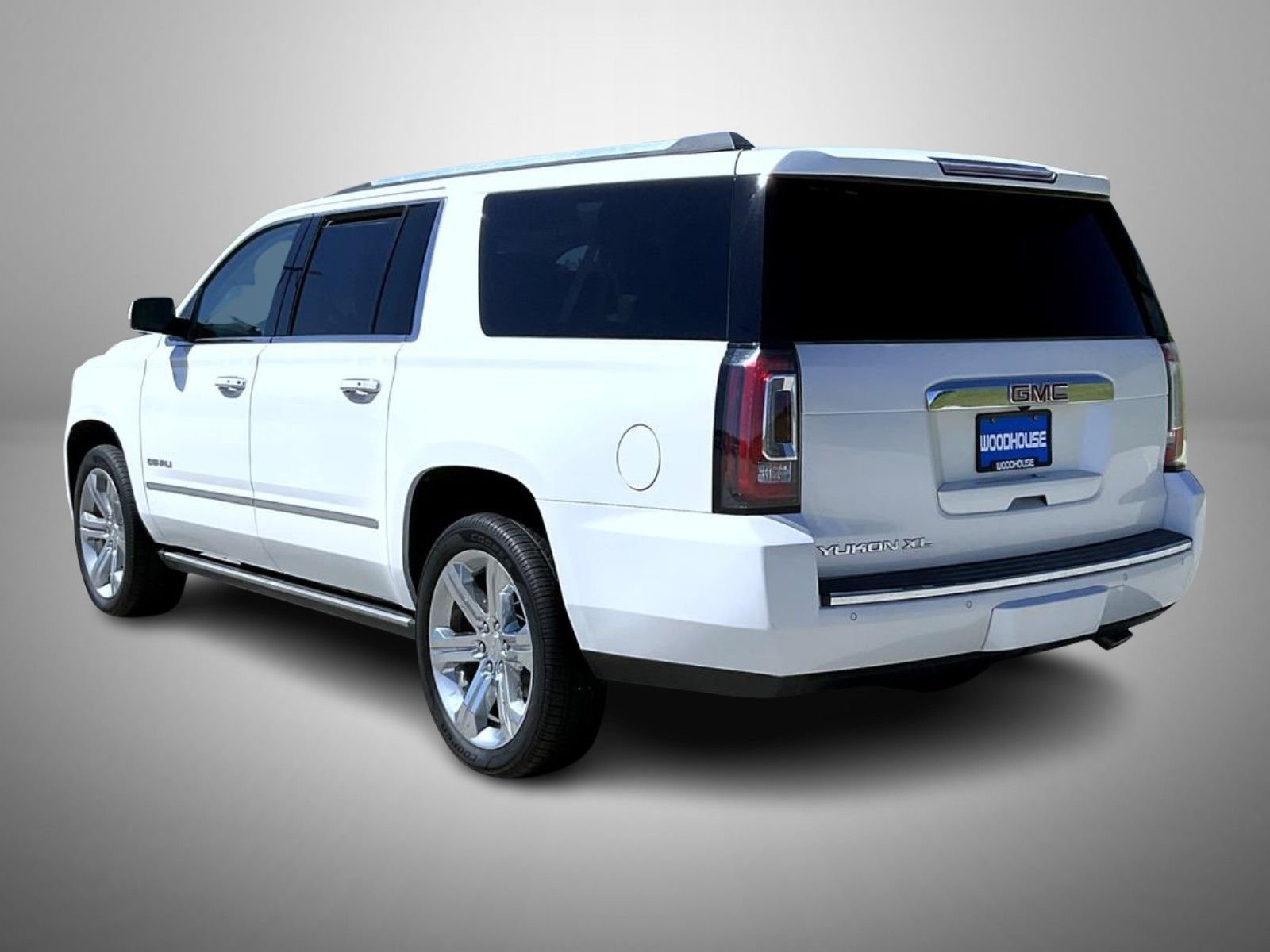 Used 2019 White GMC Denali image 7