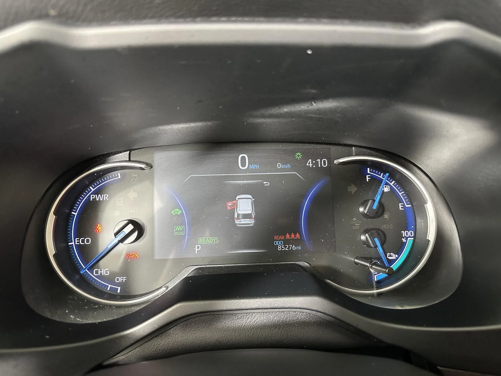 Used 2022 Magnetic Gray Metallic Toyota SE image 29