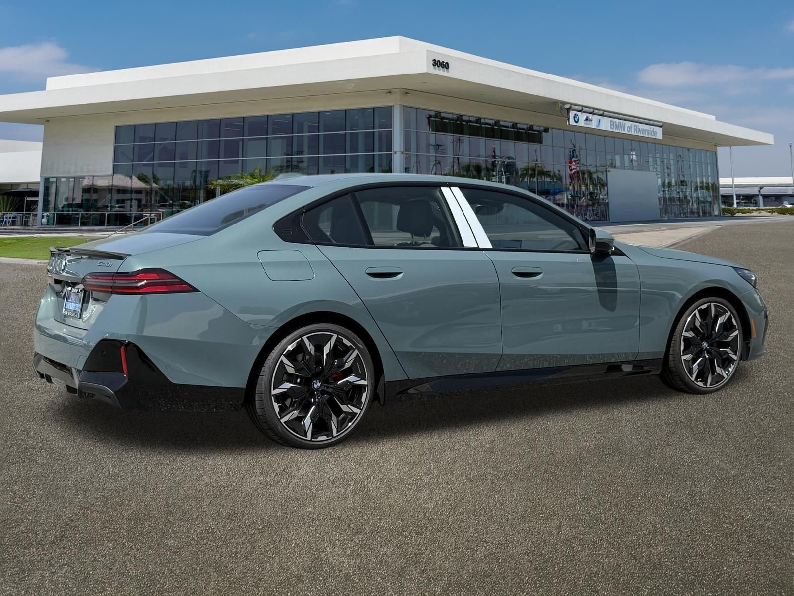 New 2027 Cape York Green Metallic BMW 530i image 11