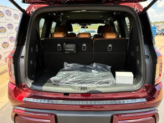 2026 Nissan Armada SL - Photo 6