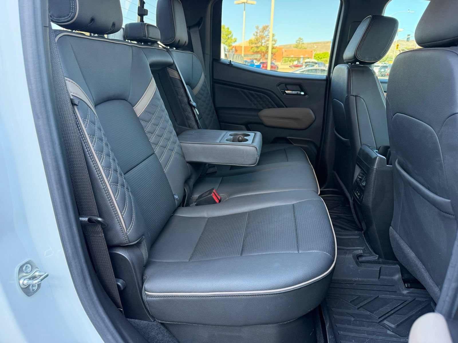 2024 GMC Canyon Denali - Photo 39
