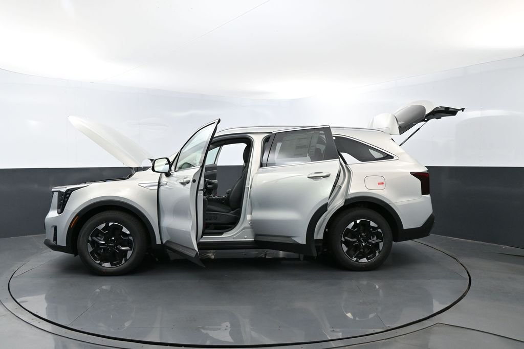 New 2026 Ivory Silver Kia S image 30