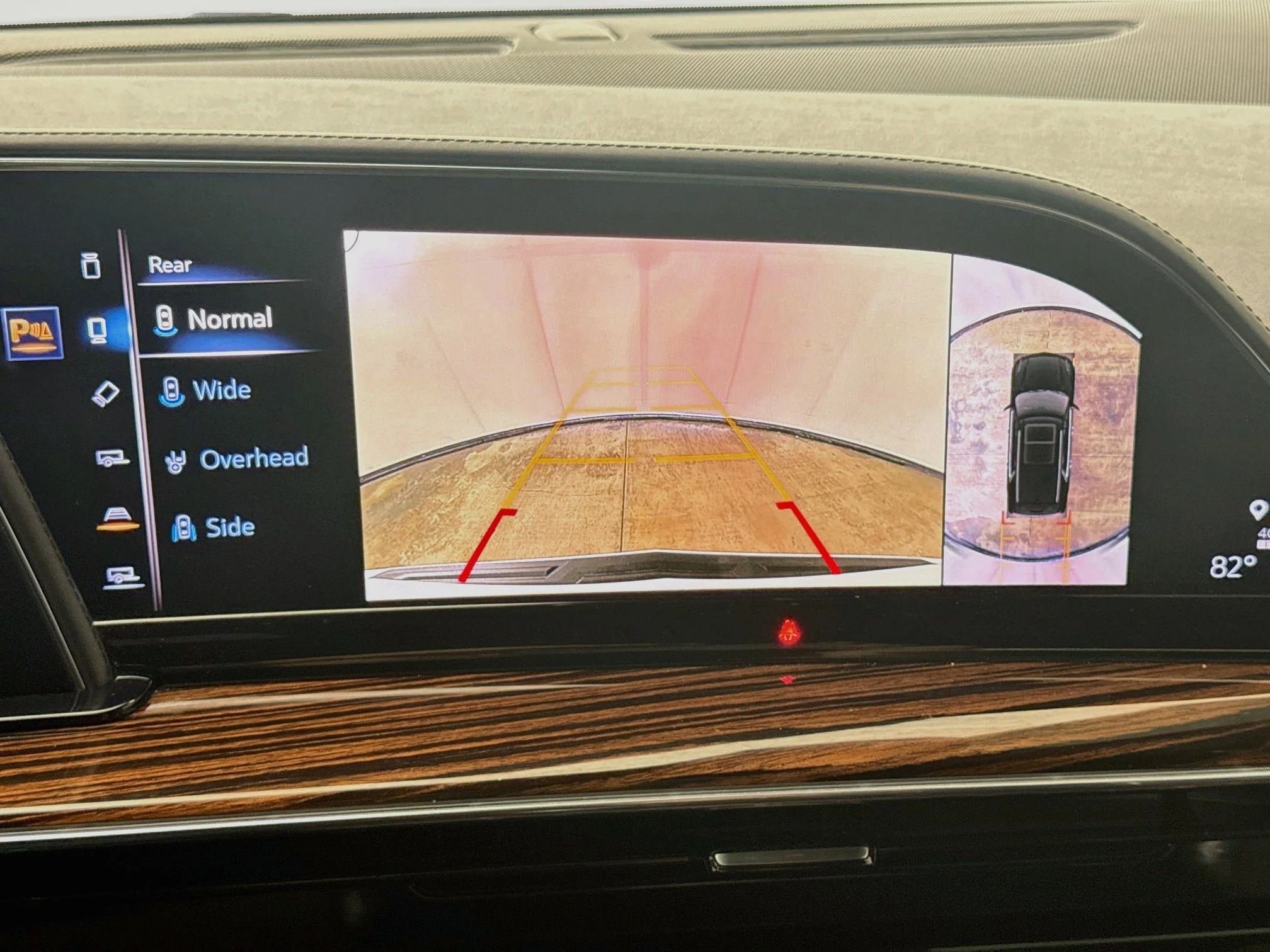 Used 2021 CRYSTAL WHITE TRICOAT Cadillac Premium Luxury image 16