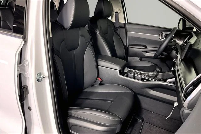 New 2026 White Kia S image 11