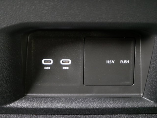 Used 2023 Pure White Volkswagen SE image 28
