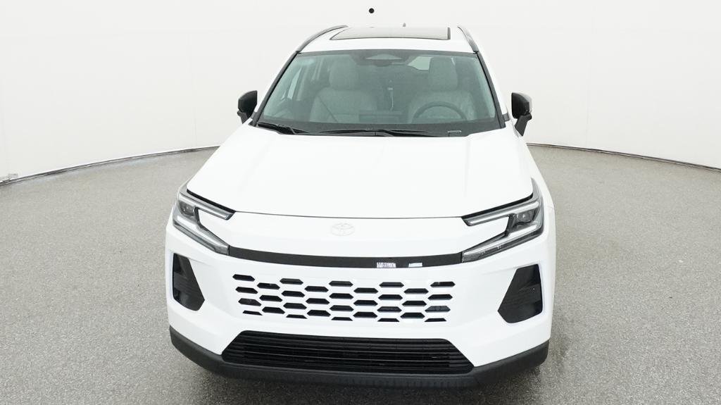 New 2026 Ice Cap Toyota XLE Premium image 19
