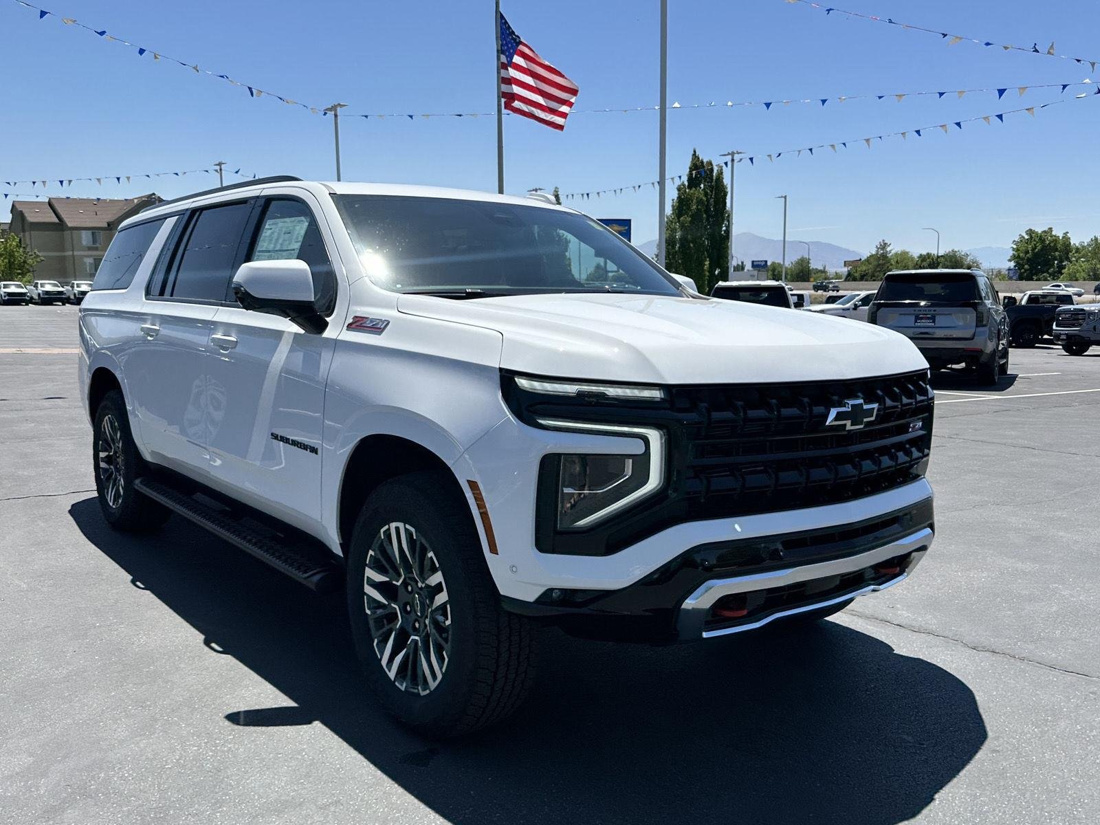 2026 Chevrolet Suburban Z71 - Photo 6