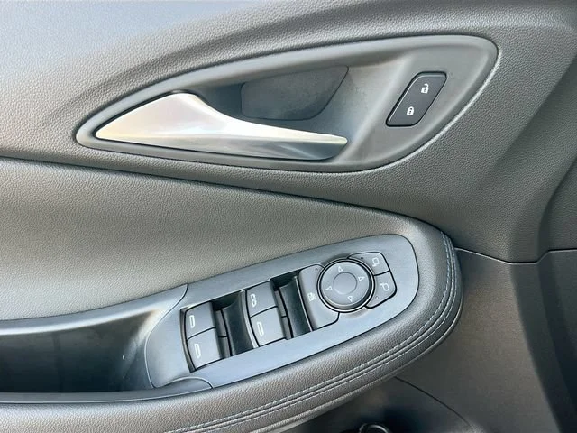 2026 Buick Encore GX Sport Touring - Photo 13