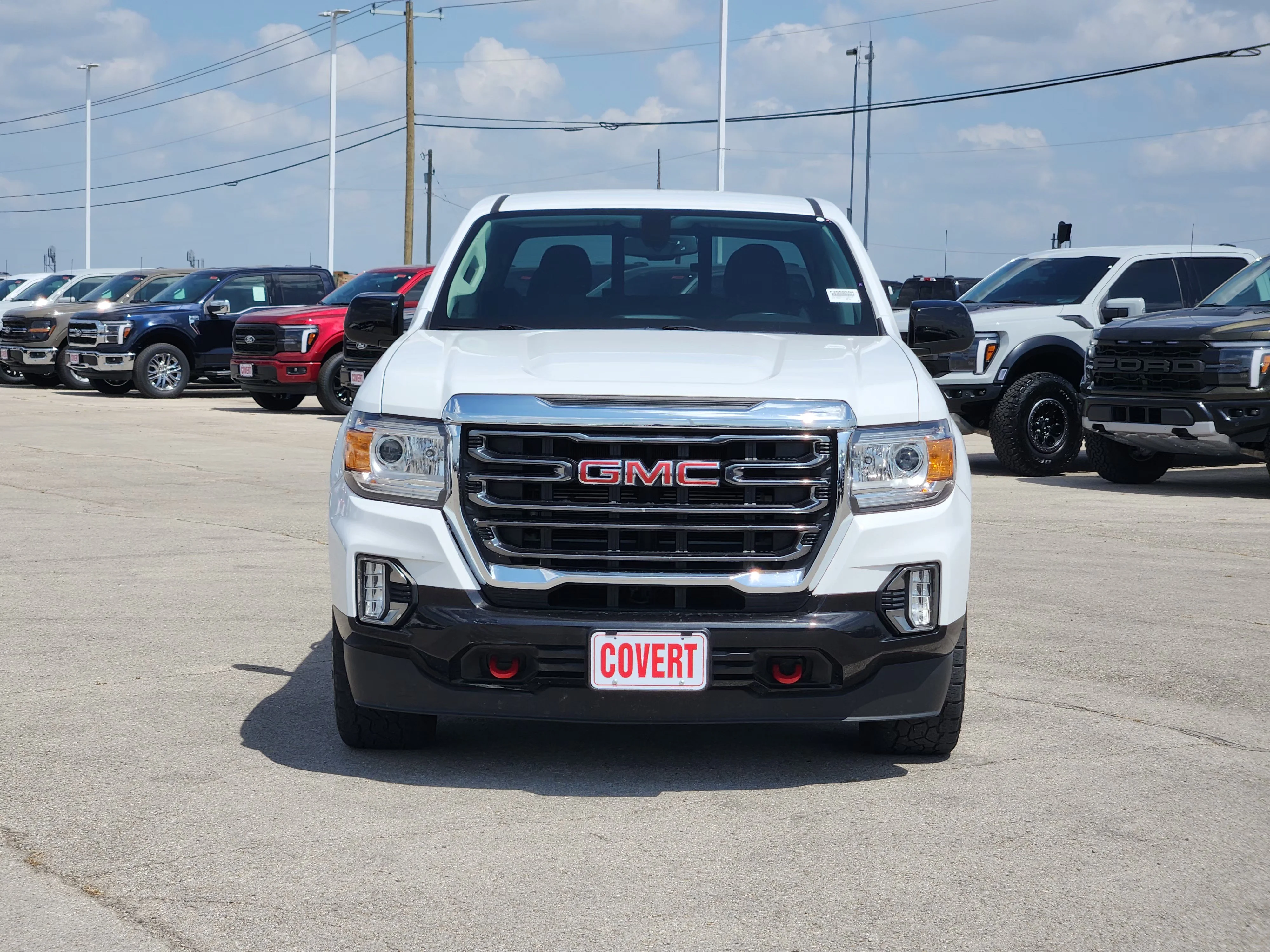 Used 2022 Summit White GMC AT4 w/Leather image 2