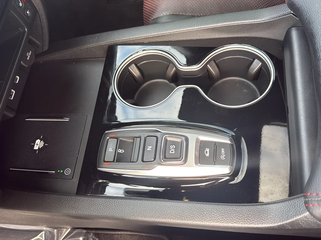 Used 2024  Honda Black Edition image 21